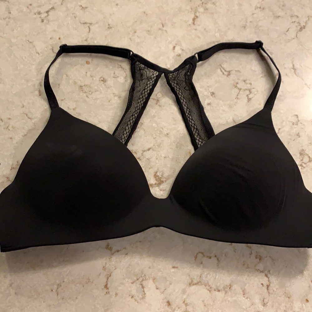 Victoria’s Secret bra 34B